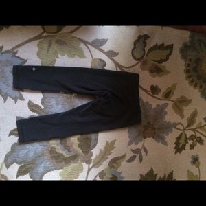 Lululemon wunder under reversible crops