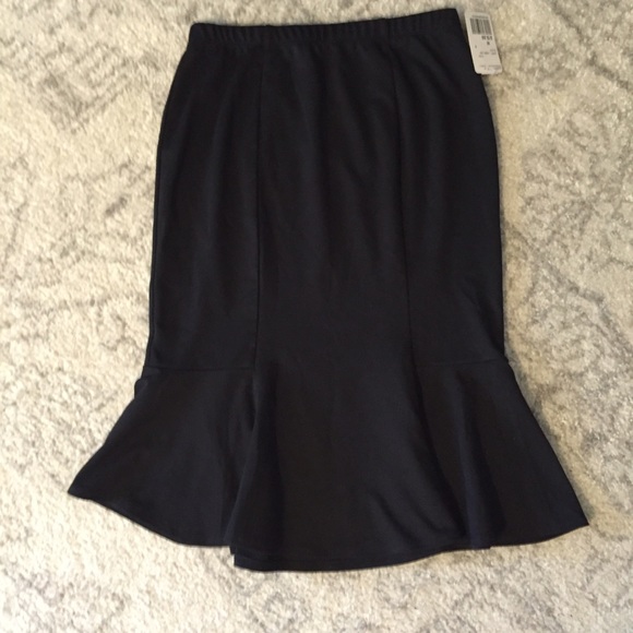 NWT Peplum skirt