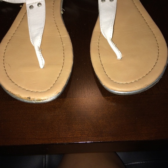 Sandals - Picture 3 of 3