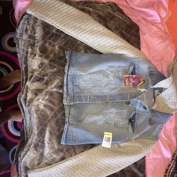 Jean jacket - Picture 2 of 2