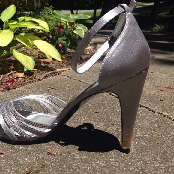 Silver Stiletto Heels - Picture 2 of 3