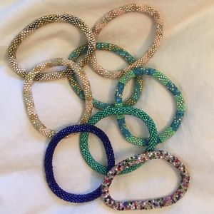 Set of 8 Lily and Laura bracelets