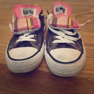 Adorable converse sneakers