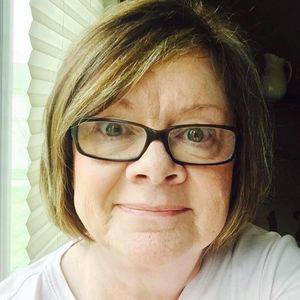 Meet your Posher, Debra