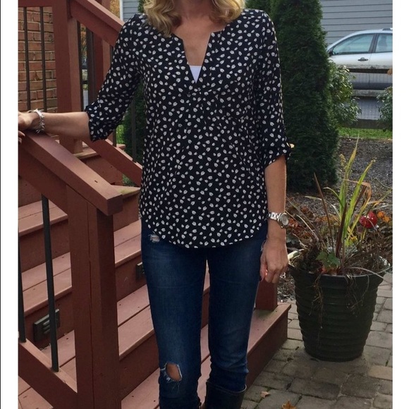 Compile split neck blouse