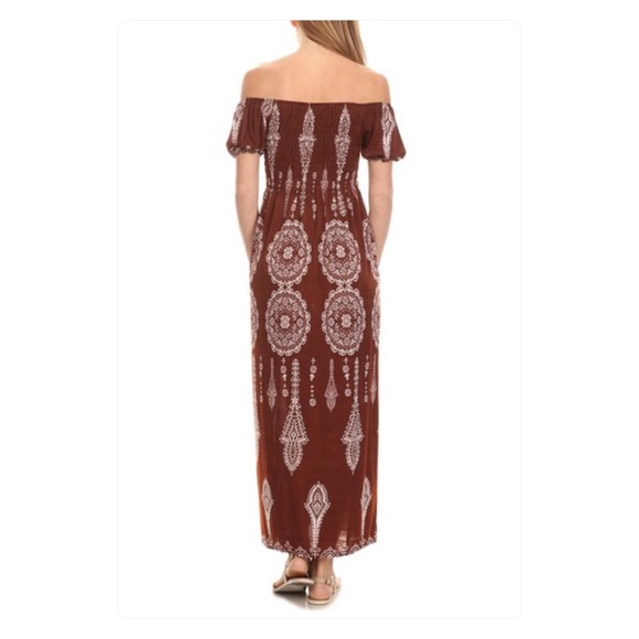 💟Stylish On/Off-Shoulder Maxi Dress! NWOT! - Picture 3 of 4