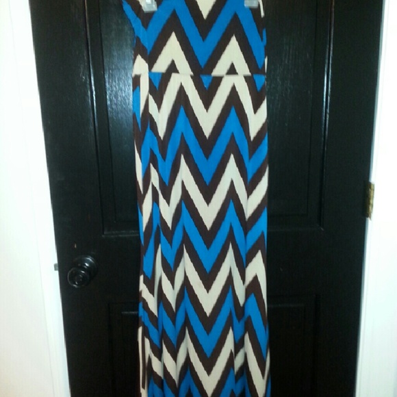 Chevron maxi skirt