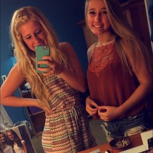 Meet your Posher, Lauren