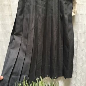 NWT Merona Grey Pleated Skirt