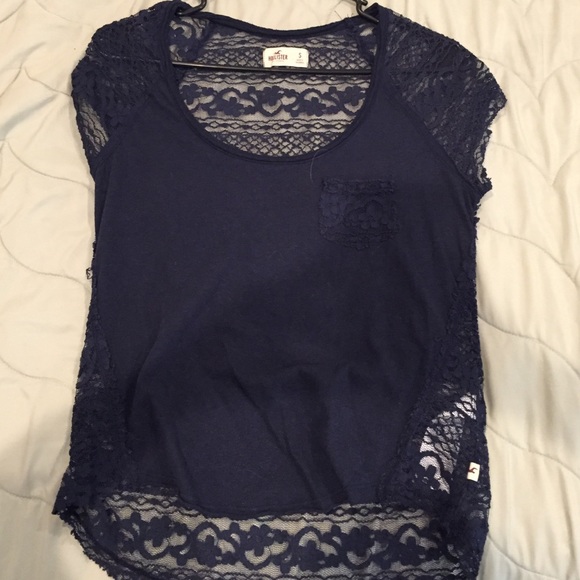 Hollister top