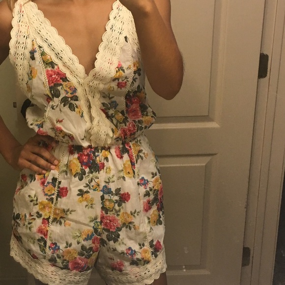 Romper - Picture 2 of 2