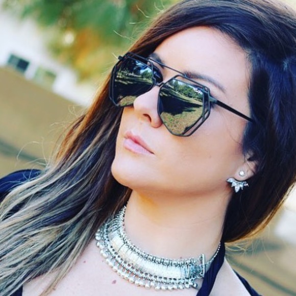 Urban Outfitters Accessories - Charlotte Sunnies NWT