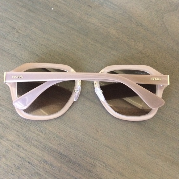 Purple Prada sunglasses - Picture 2 of 4