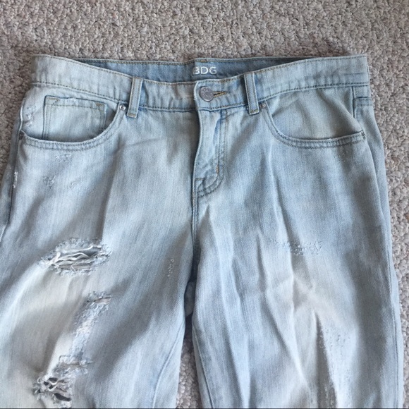 Light wash ripped jeans-urban outfitters - Picture 2 of 3