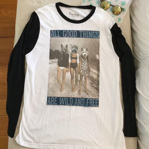 Long sleeved Trendy worn once top! - Picture 2 of 2