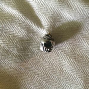 Pandora cupcake charm