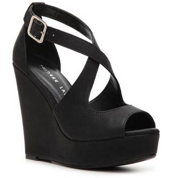 Chinese Laundry Black Cross Strap Wedges