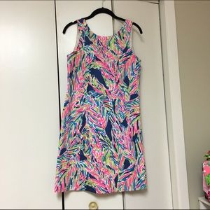 Lilly Pulitzer Palm Reader Cathy Shift, 2