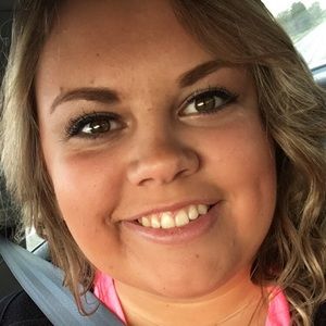 Meet your Posher, Mackenzie