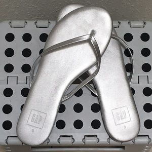GAP sandal flip flops