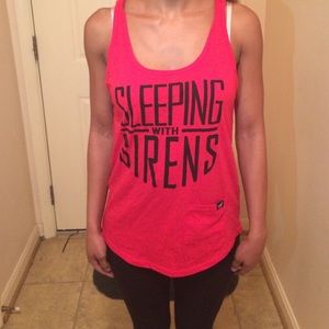 Cool band tee never worn