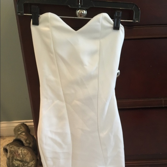 Strapless sweetheart dress