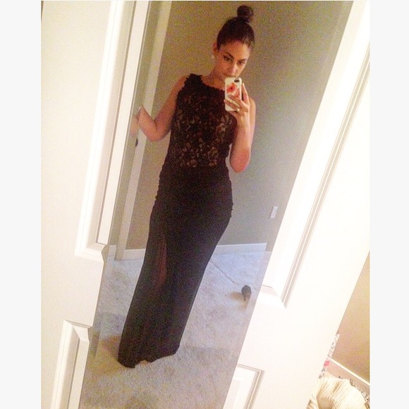 TADASHI SHOJI Evening Gown