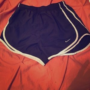 Black Nike shorts