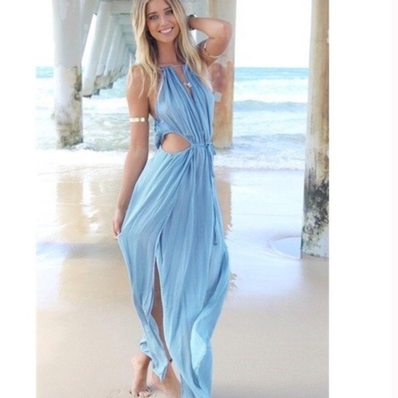 Vacation Maxi Dress!!🎉HP 3/13🎉 - Picture 2 of 4