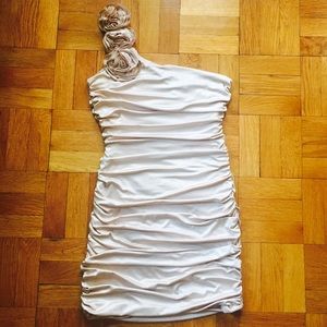 sleeveless one shoulder ruffle dress