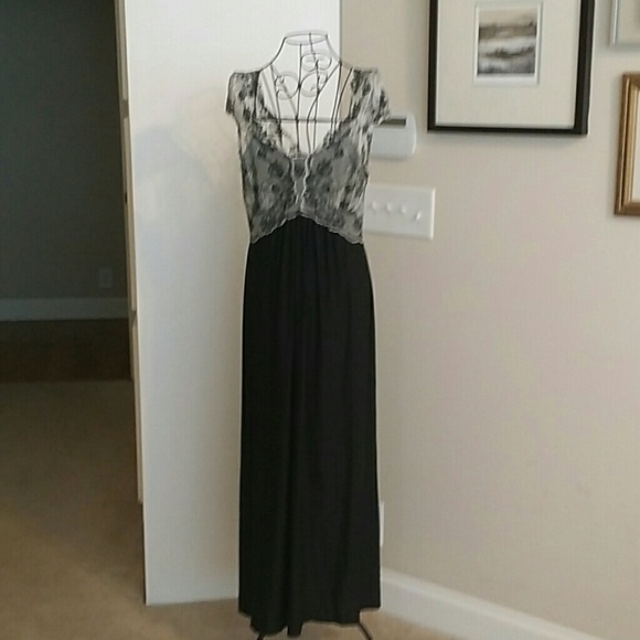 Black and white lace night gown