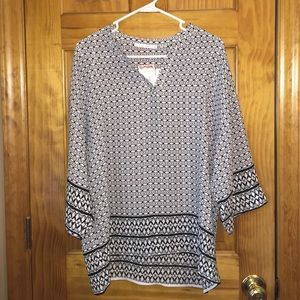 Violet & Claire Summer Tunic NWT