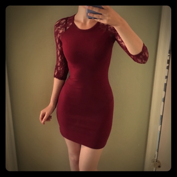 Express Dresses & Skirts - Express red bodycon dress with lace sleeves