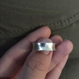 Tiffany & Co. Ring.