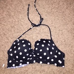 VS polka dot swim top 32A NWOT
