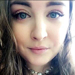 Meet your Posher, Mallory