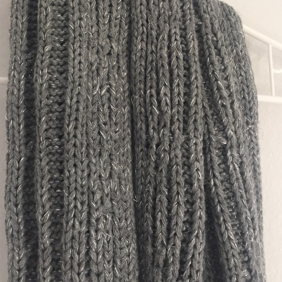 Infinity scarf - Picture 2 of 2