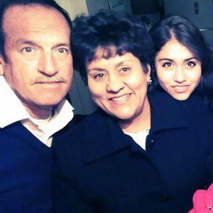 Meet your Posher, Dania