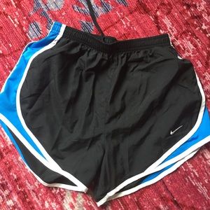 NWOT Nike Dry Fit Shorts - Sz S !!