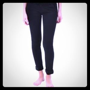 HOLD; @little_lina Volcom Frochickie pants!❤️