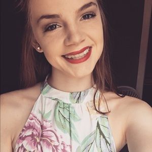 Meet your Posher, Karol