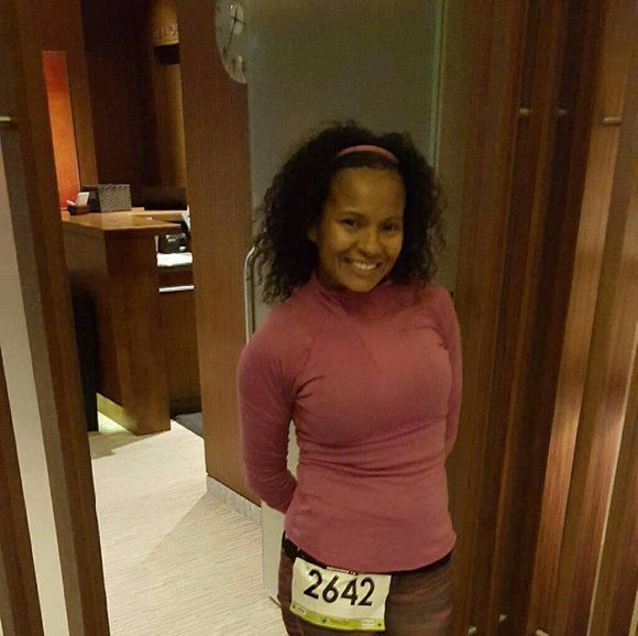 Meet your Posher, Copper Runner - Picture 2 of 3