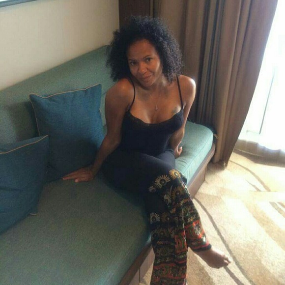 Meet your Posher, Copper Runner - Picture 3 of 3