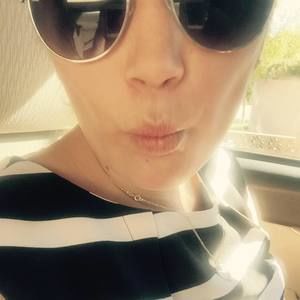 Meet your Posher, April