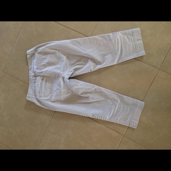 Capris - Picture 2 of 3