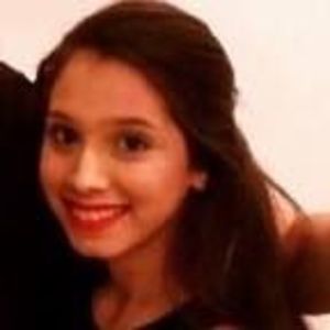 Meet your Posher, Abigail