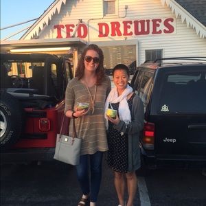 Meet your Posher, Annalee