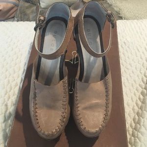 Dolce platform heel clog 6