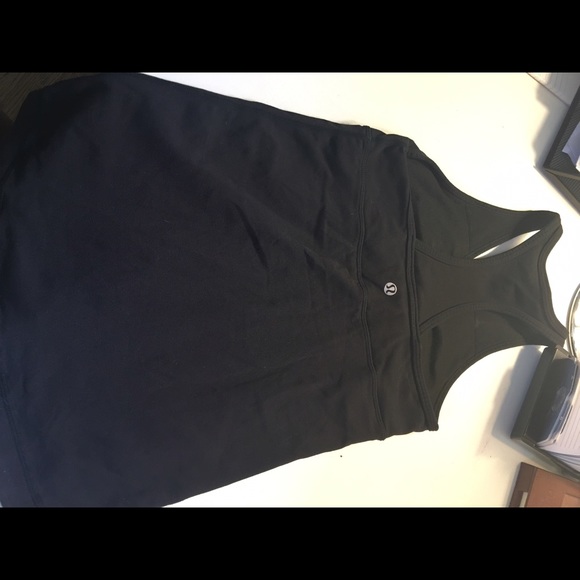 Lulu lemon black tank