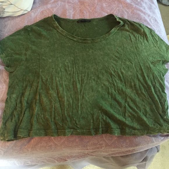 Green crop top